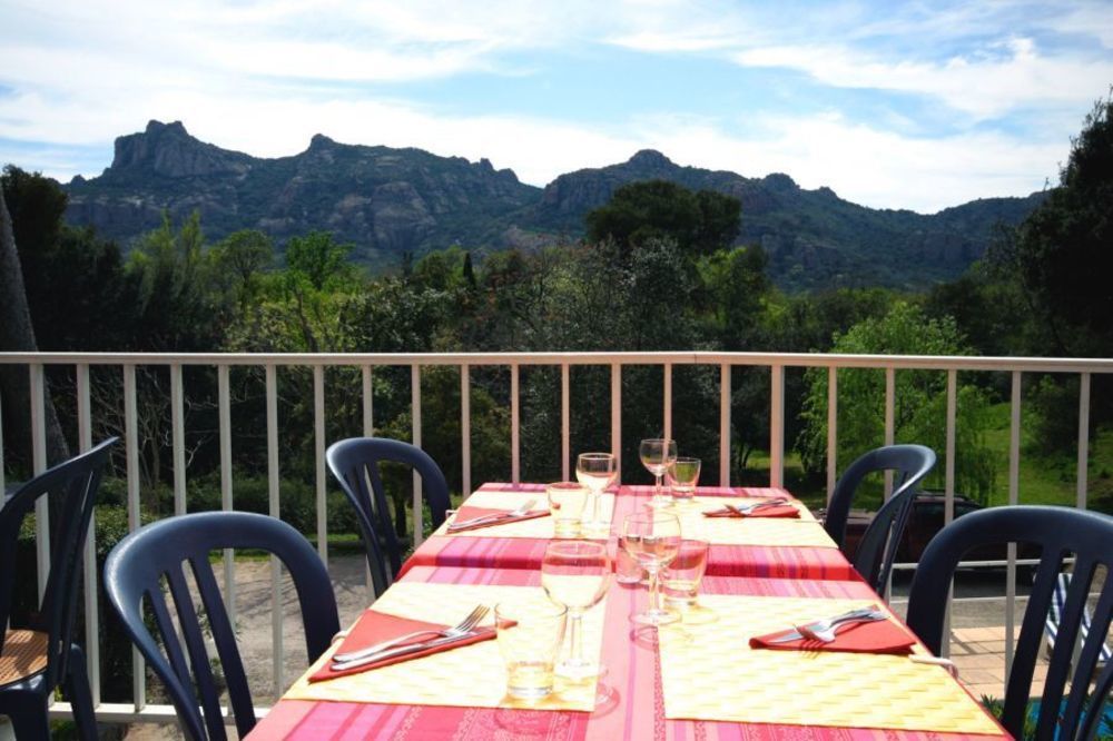 Le Relais Des Lavandins Le Muy Bagian luar foto
